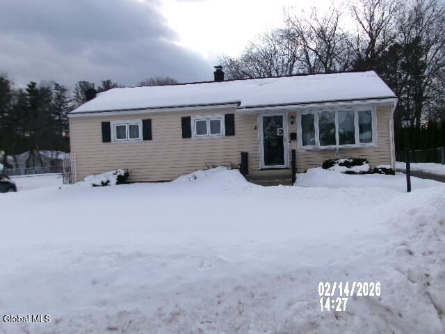 4 Avon Place, South Glens Falls, NY 12803