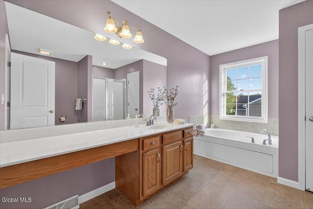 34 Avendale Drive, Malta, NY 12019