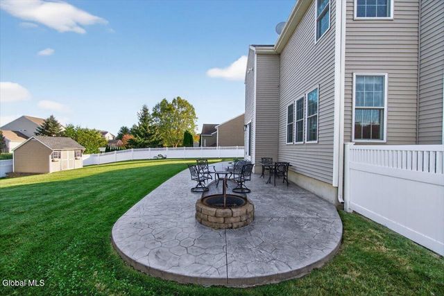 34 Avendale Drive, Malta, NY 12019