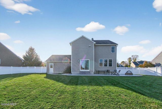 34 Avendale Drive, Malta, NY 12019