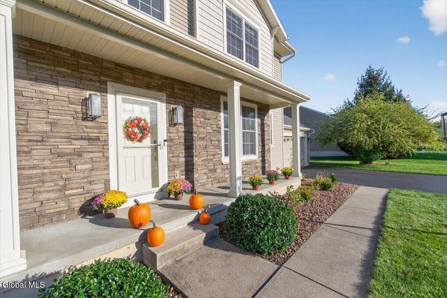 34 Avendale Drive, Malta, NY 12019