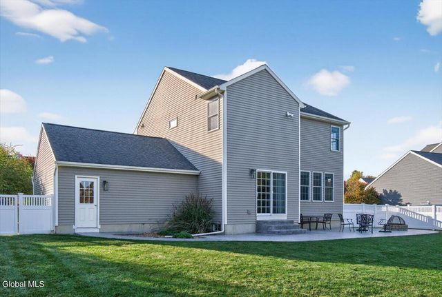 34 Avendale Drive, Malta, NY 12019