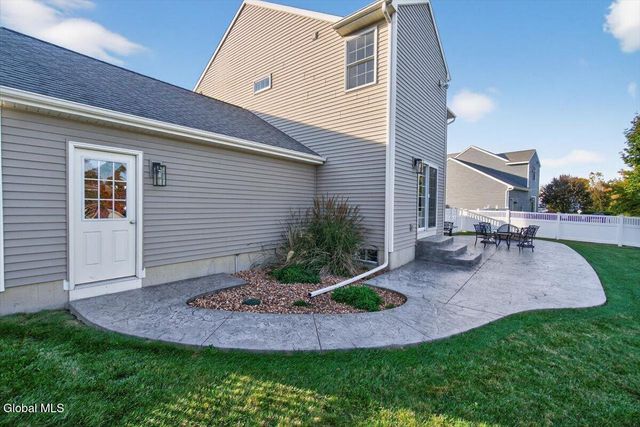 34 Avendale Drive, Malta, NY 12019