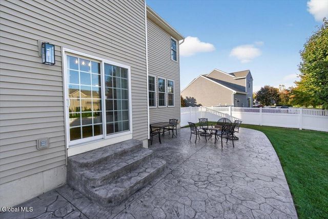 34 Avendale Drive, Malta, NY 12019