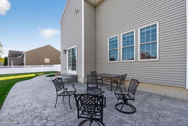 34 Avendale Drive, Malta, NY 12019