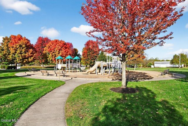 34 Avendale Drive, Malta, NY 12019