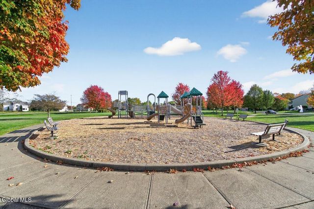 34 Avendale Drive, Malta, NY 12019