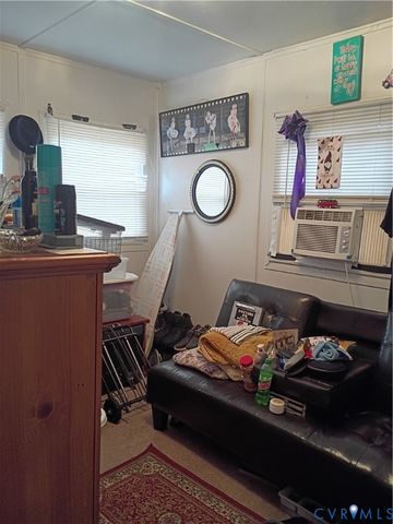 5717 Jahnke Rd, Richmond, VA 23225