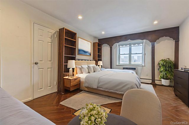 99-10 60th Avenue 6EE, Corona, NY 11368