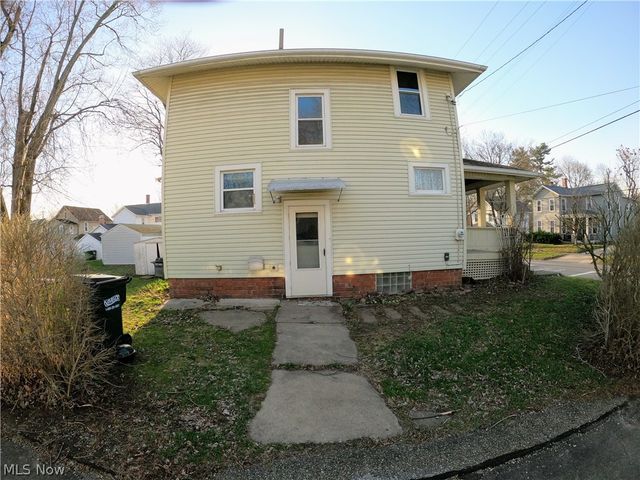 328 W Bowman Street, Wooster, OH 44691