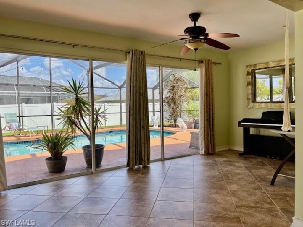 Image 10 of property listing at 1155 SW 43rd ST, Cape Coral, FL 33914