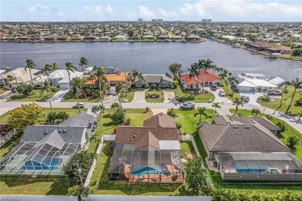 Image 25 of property listing at 1155 SW 43rd ST, Cape Coral, FL 33914