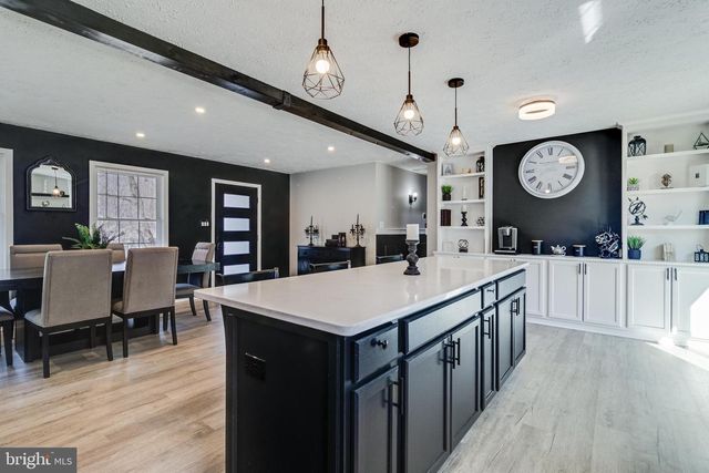 39335 SUMMITT HILL DR, Mechanicsville, MD 20659