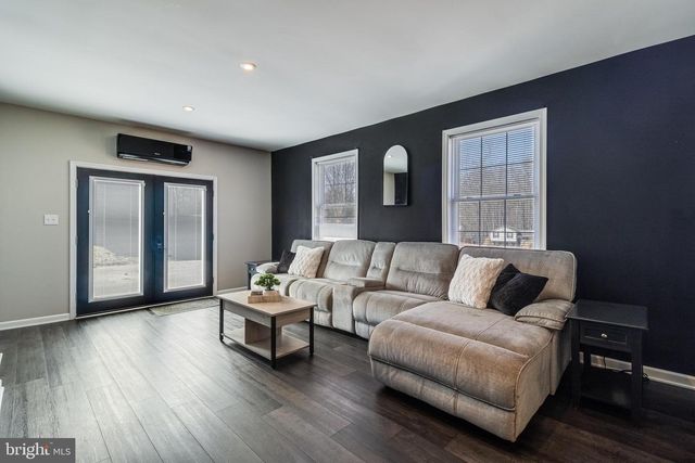 39335 SUMMITT HILL DR, Mechanicsville, MD 20659