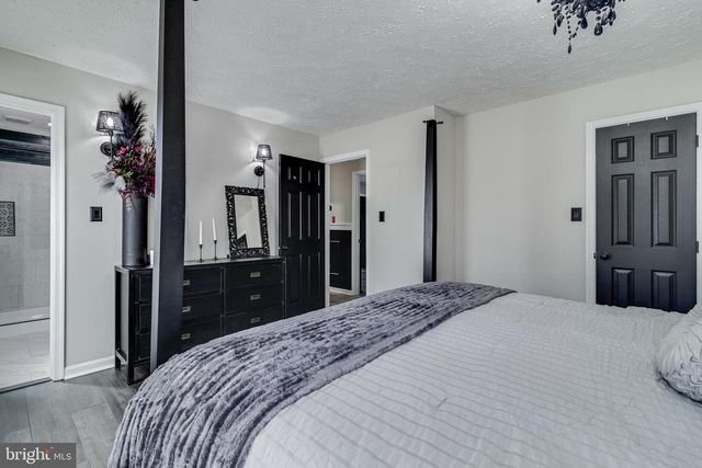 39335 SUMMITT HILL DR, Mechanicsville, MD 20659