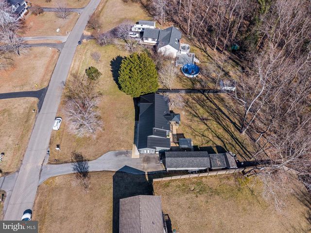 39335 SUMMITT HILL DR, Mechanicsville, MD 20659