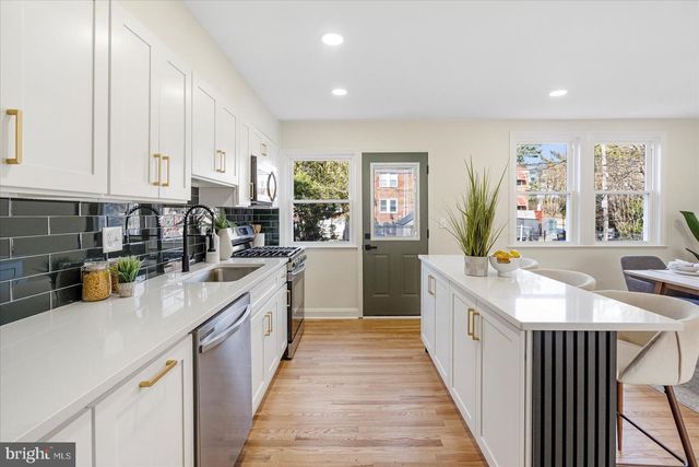 1542 KENNEWICK RD, Baltimore, MD 21218