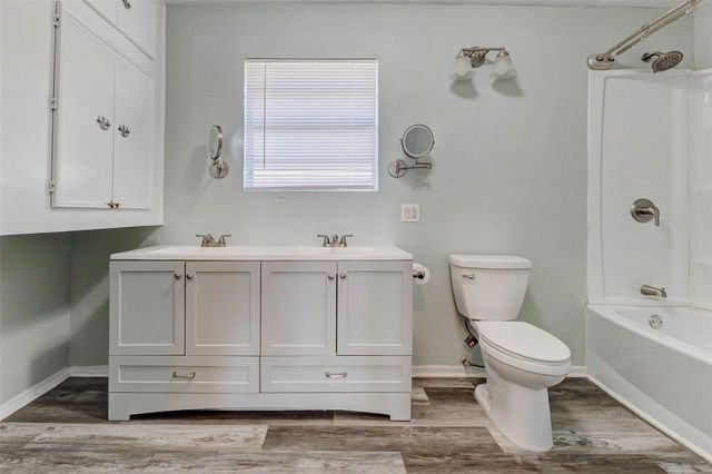 1204 2nd Street, League City, TX 77573