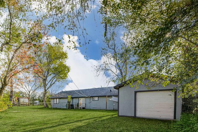 1204 2nd Street, League City, TX 77573