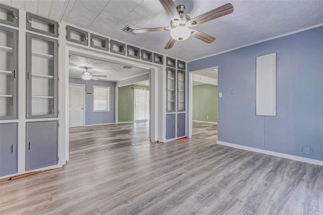 1204 2nd Street, League City, TX 77573