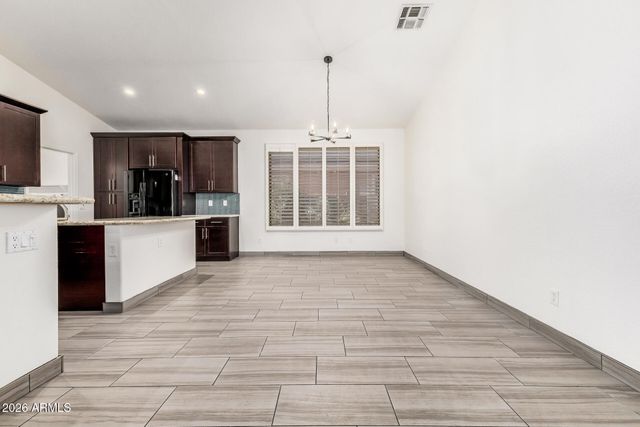 1136 E SAN TAN Drive, Gilbert, AZ 85296