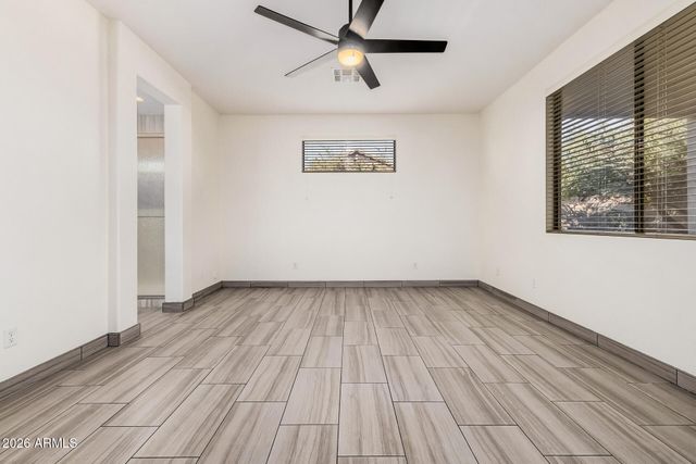 1136 E SAN TAN Drive, Gilbert, AZ 85296