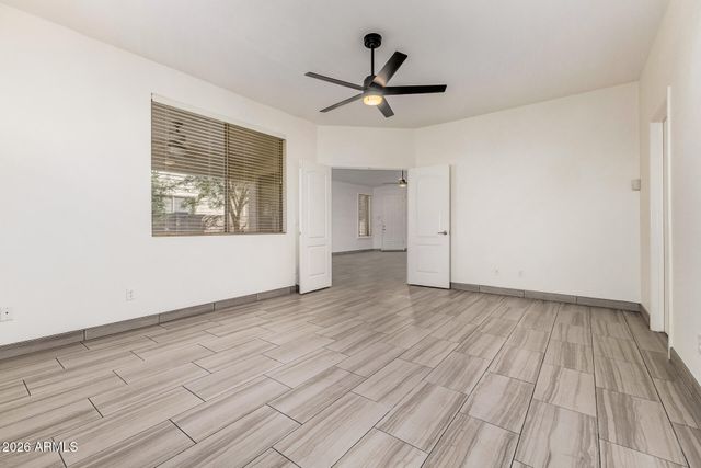 1136 E SAN TAN Drive, Gilbert, AZ 85296