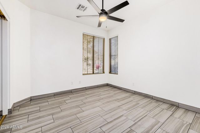 1136 E SAN TAN Drive, Gilbert, AZ 85296