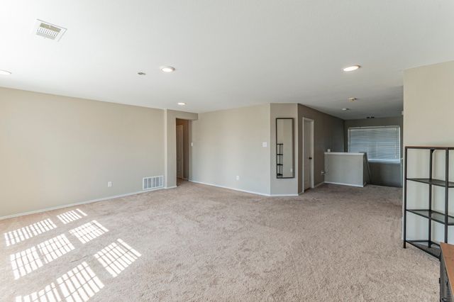 115 Matamoros Street, Grand Prairie, TX 75051