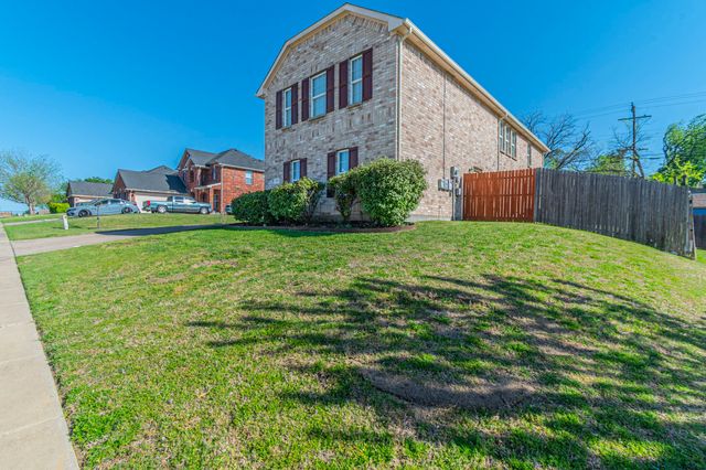 115 Matamoros Street, Grand Prairie, TX 75051