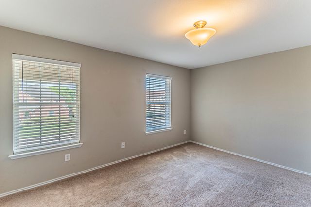 115 Matamoros Street, Grand Prairie, TX 75051