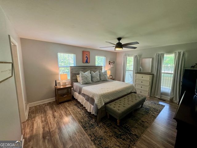 202 Commodore Drive, Milledgeville, GA 31061