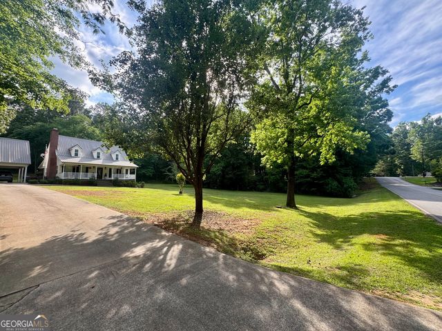 202 Commodore Drive, Milledgeville, GA 31061