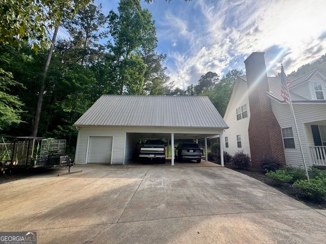 202 Commodore Drive, Milledgeville, GA 31061