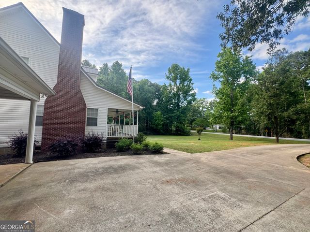202 Commodore Drive, Milledgeville, GA 31061