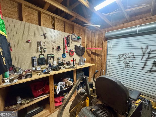 202 Commodore Drive, Milledgeville, GA 31061