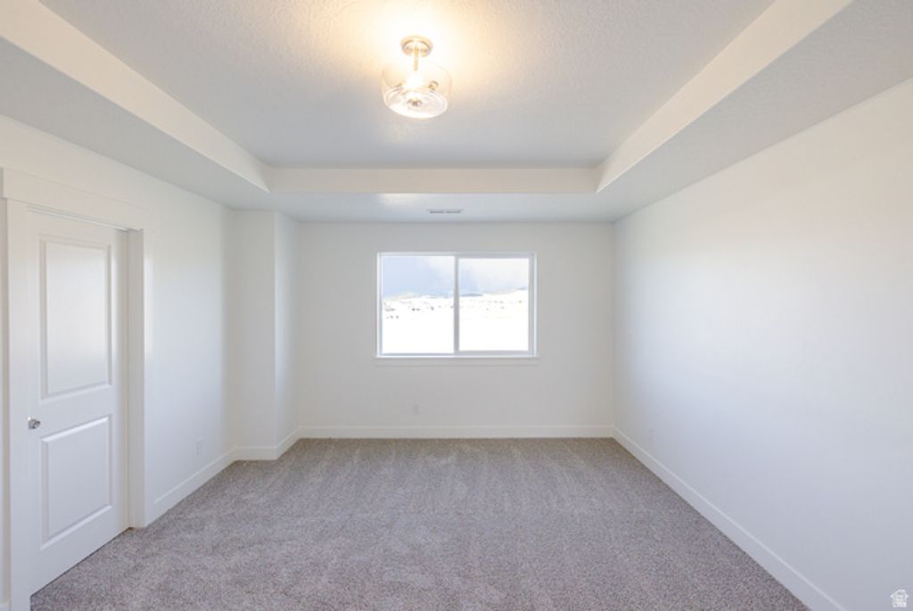 Image 12 of property listing at 4446 N WIZARD WAY #114, Eagle Mountain, UT 84005