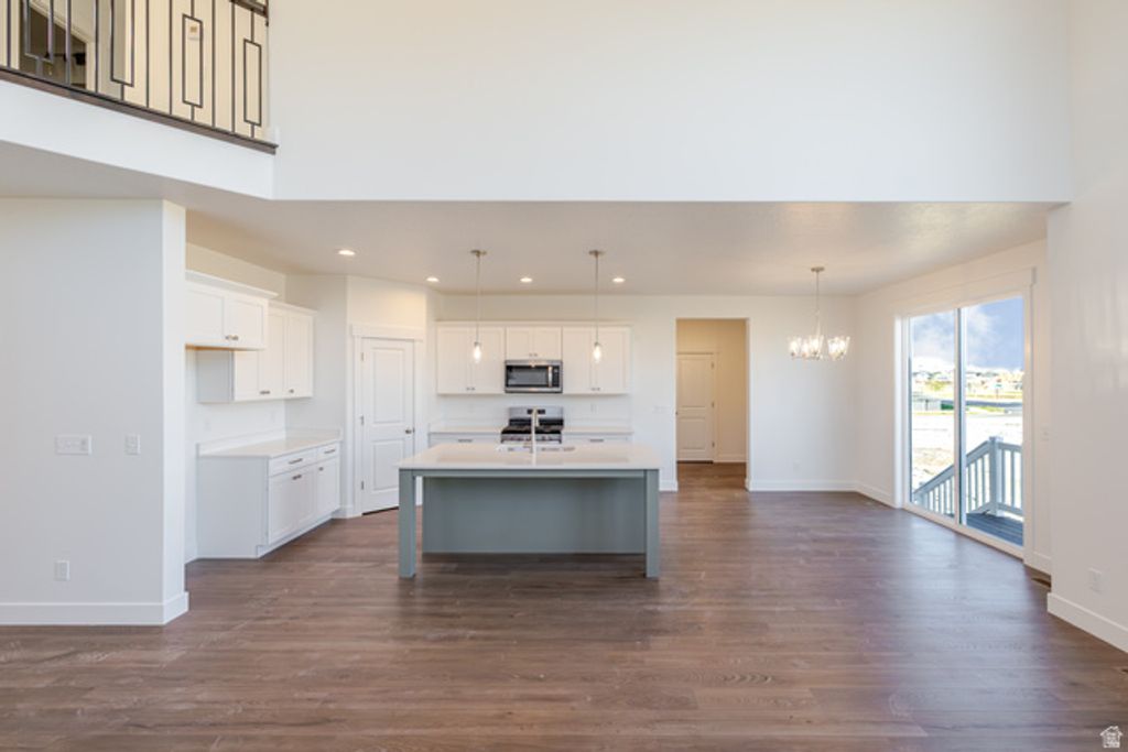 Image 19 of property listing at 4446 N WIZARD WAY #114, Eagle Mountain, UT 84005