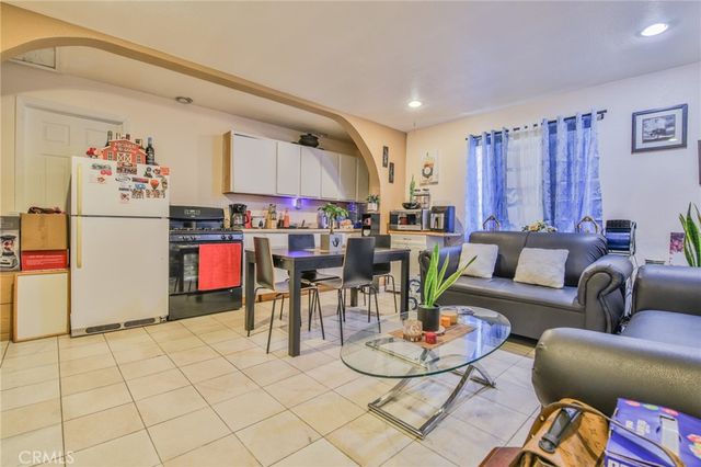 1709 E Luray Street, Long Beach, CA 90807