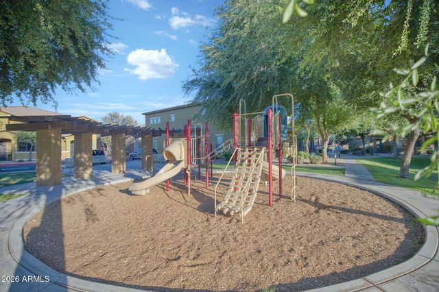 15240 N 142ND Avenue 2108, Surprise, AZ 85379