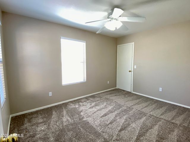 2460 S NIELSON Street, Gilbert, AZ 85295