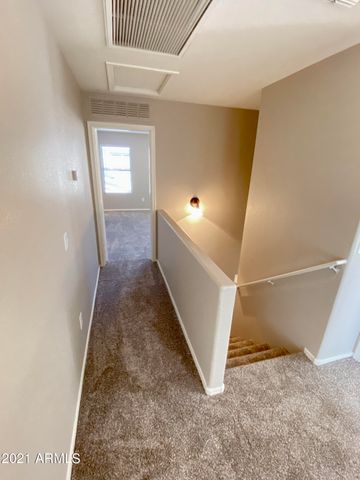 2460 S NIELSON Street, Gilbert, AZ 85295