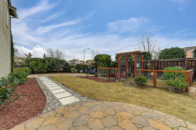 3558 Dorena Pl, West Sacramento, CA 95691