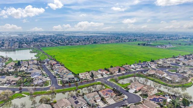 3558 Dorena Pl, West Sacramento, CA 95691