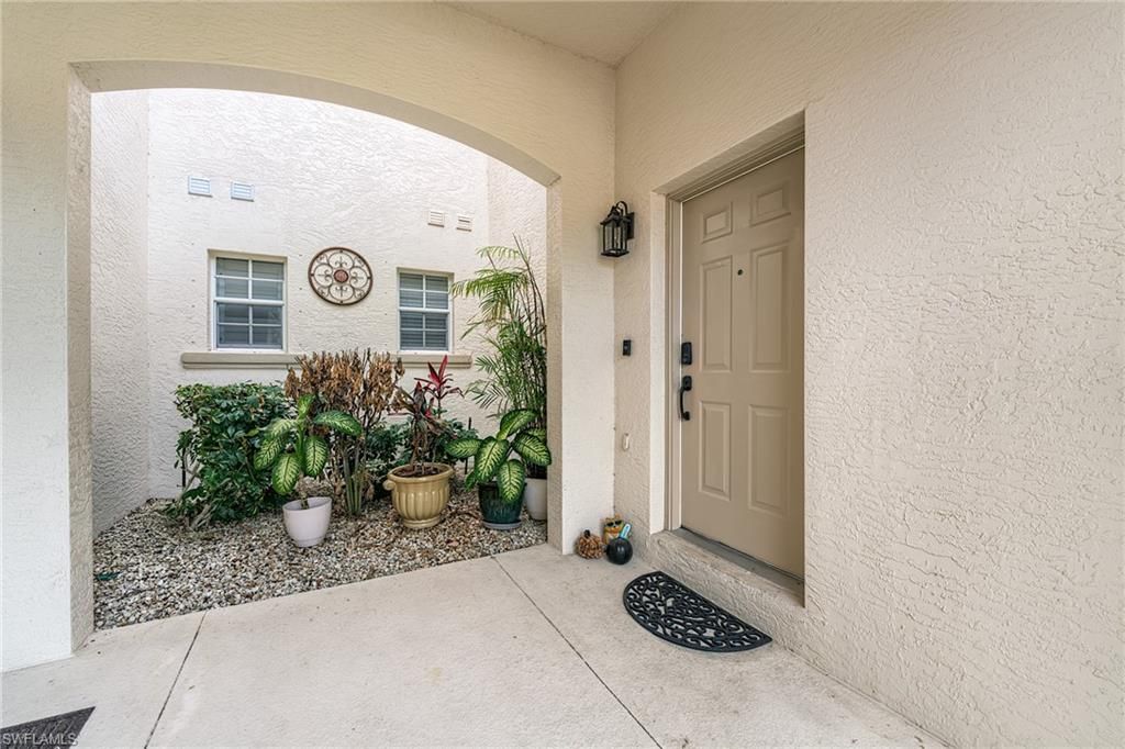 16149 Mount Abbey WAY 202, FORT MYERS, FL 33908 — photo 2