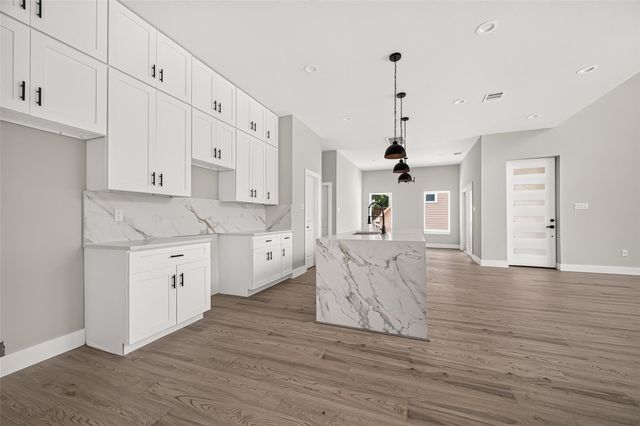 13538 Raven Hill Drive, Cypress, TX 77429