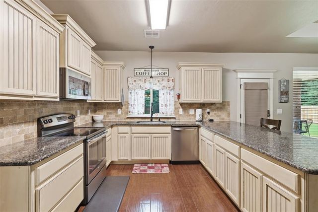 20301 Bow Xing, Newalla, OK 74857