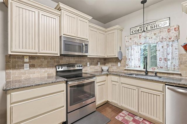 20301 Bow Xing, Newalla, OK 74857