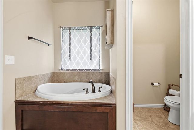 20301 Bow Xing, Newalla, OK 74857