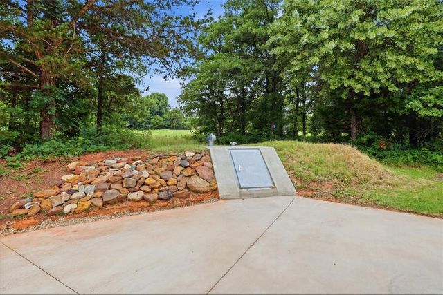 20301 Bow Xing, Newalla, OK 74857